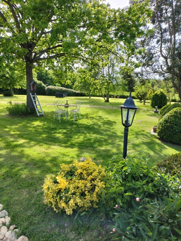 Le Clos Lauradiere Cormeilles  Luaran gambar